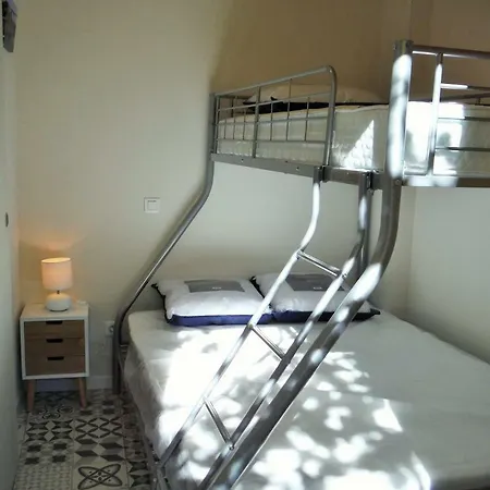 T2 Europa Διαμέρισμα